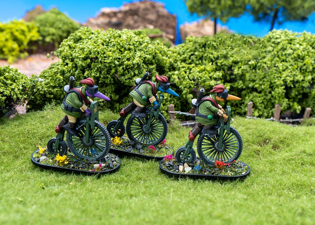 A selection of painted Quar miniatures